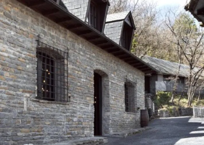 Bungalow 35M² - Terrasse - Acces Handicape - Api-1-52-716 Campeggio *