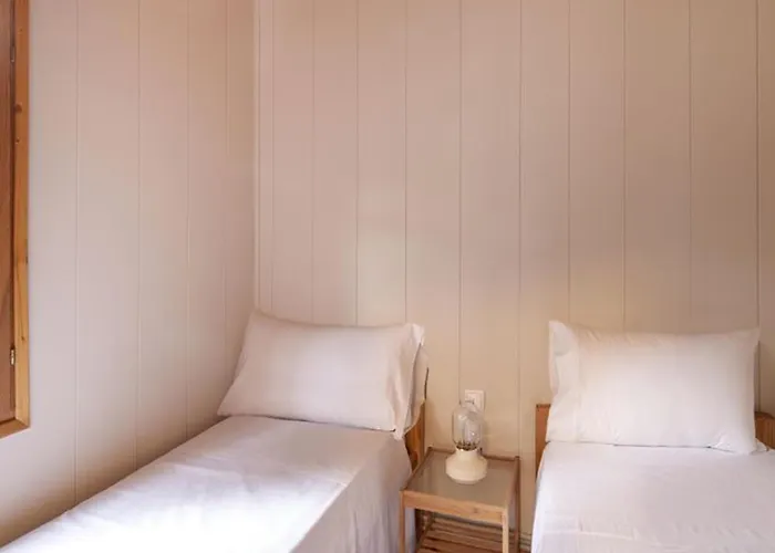 Bungalow 35M² - Terrasse - Acces Handicape - Api-1-52-716 Boltaña