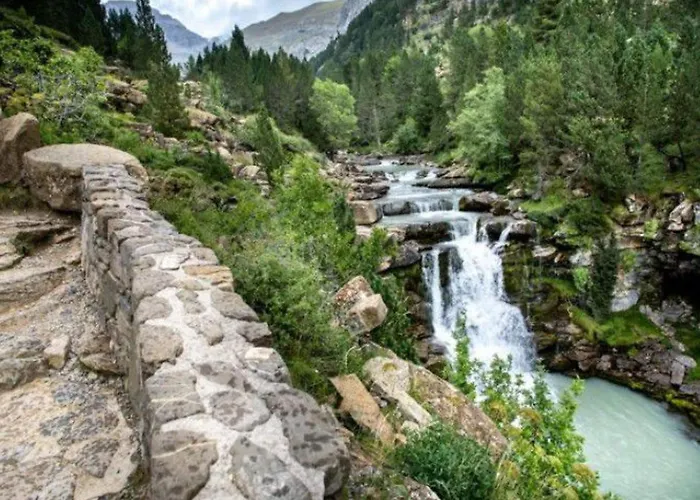 Bungalow 35M² - Terrasse - Acces Handicape - Api-1-52-716 *